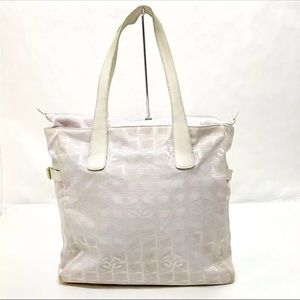 Authentic Chanel Shoulder Bag New Travel Line Whites Nylon with COA